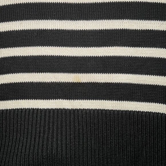 Gap black and white striped turtleneck sweater - Picture 4 of 6